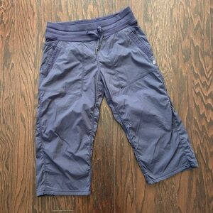 Lululemon Women's Studio Crop Pants, Size 8, Cadet Blue (Navy)
